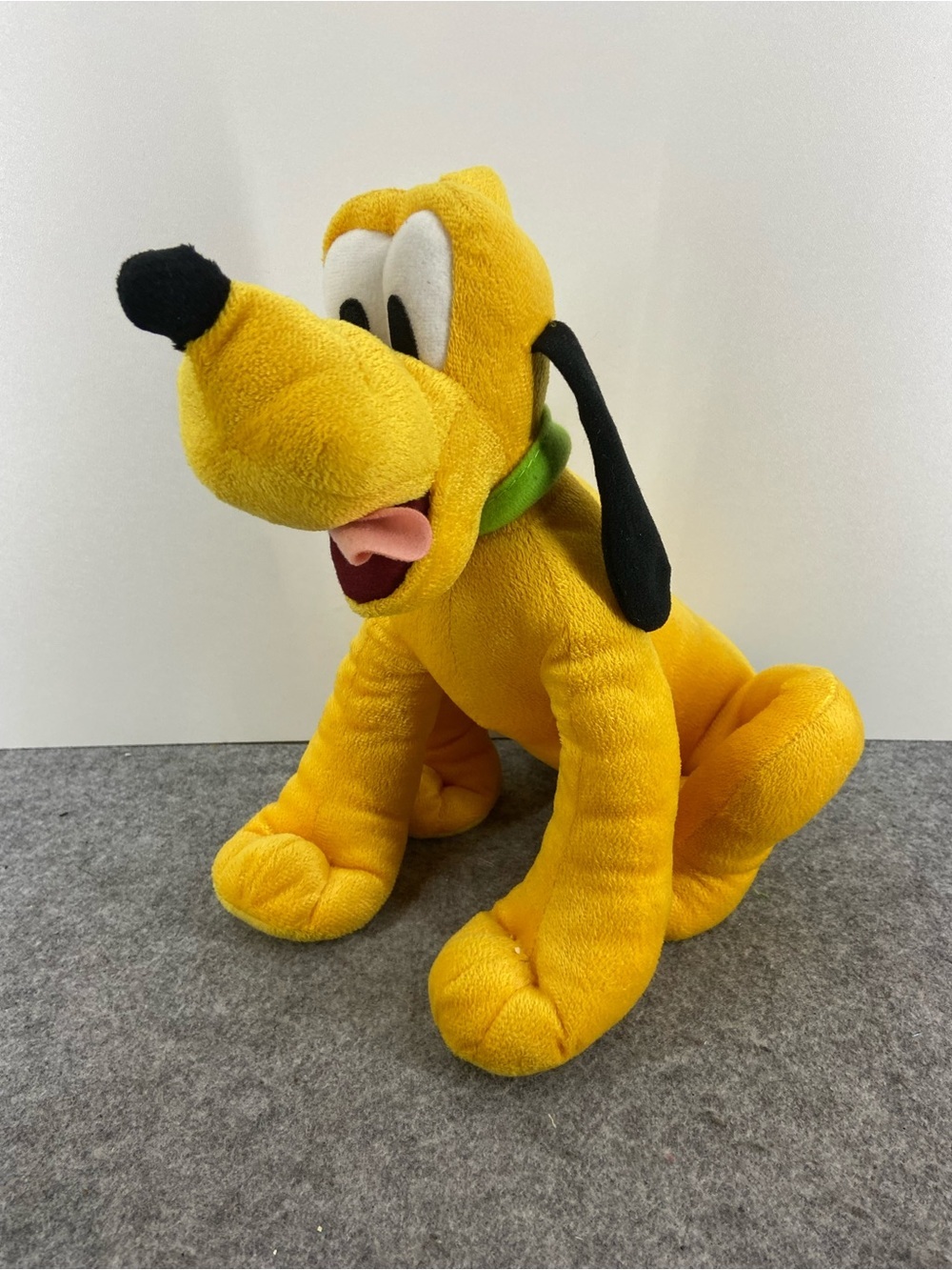 Disney Pluto Plush Toy Stuffie 10 inches